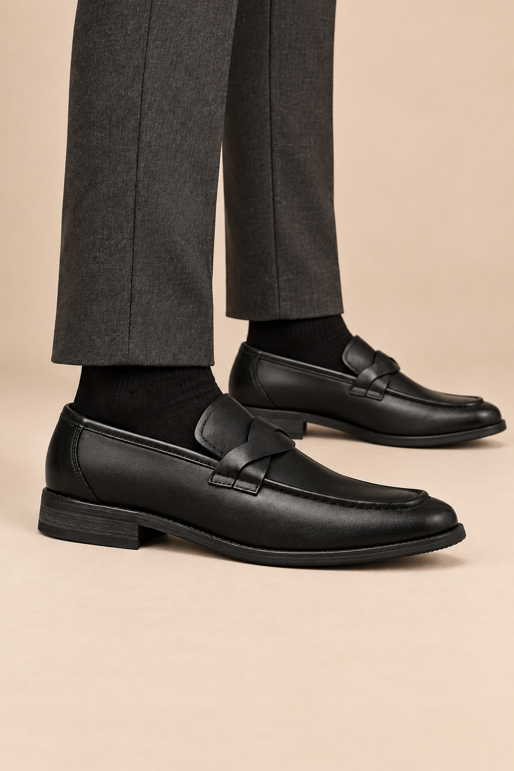 Men's Smooth Moc Toe Penny Loafers