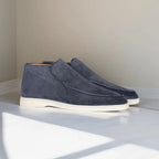 Men's stitched slip-on loafers with rounded toes and flat light soles