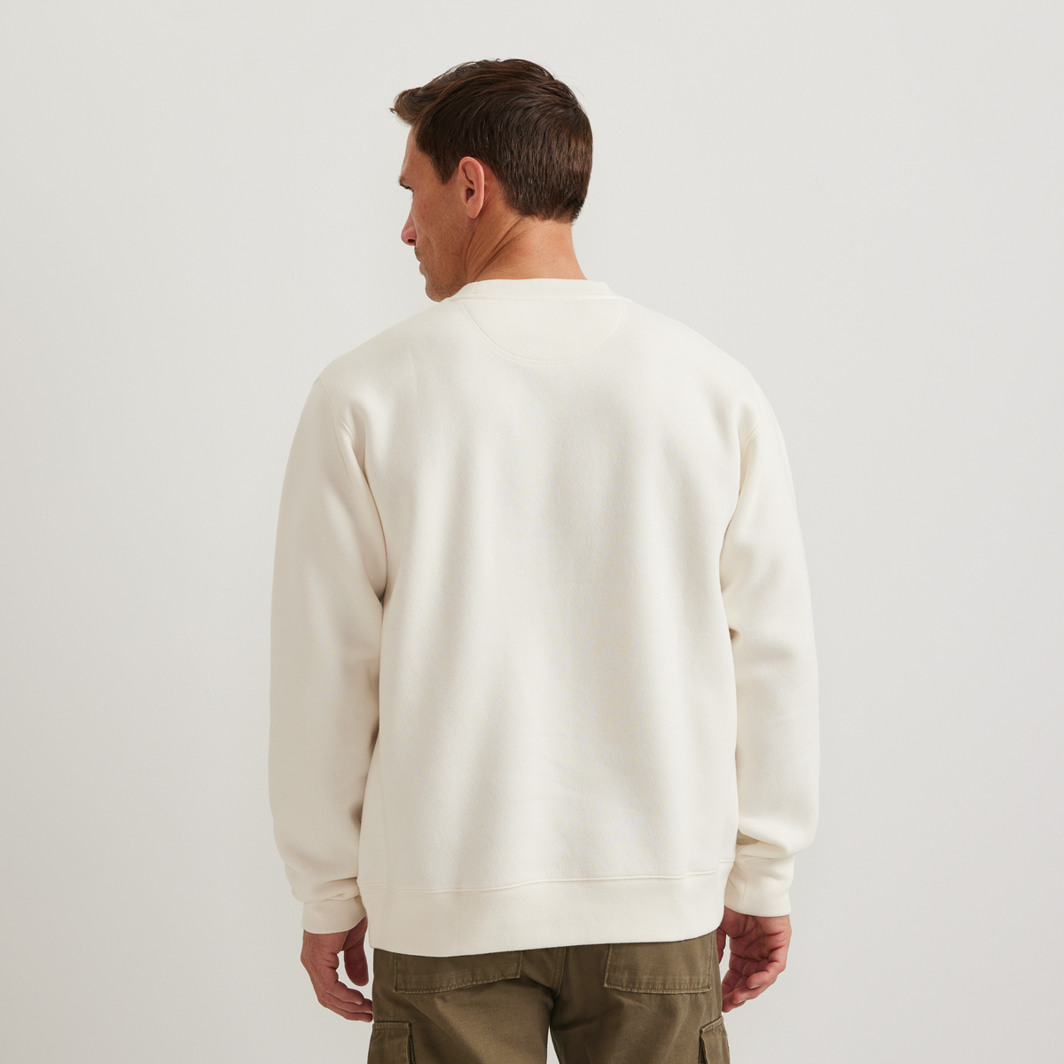 Men's crew-neck sweatshirt with paddles and text graphic