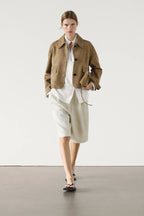 Women's sand suede jacket with collar and flap pockets