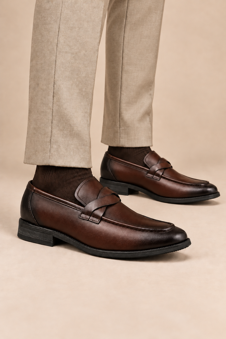 Men's Smooth Moc Toe Penny Loafers