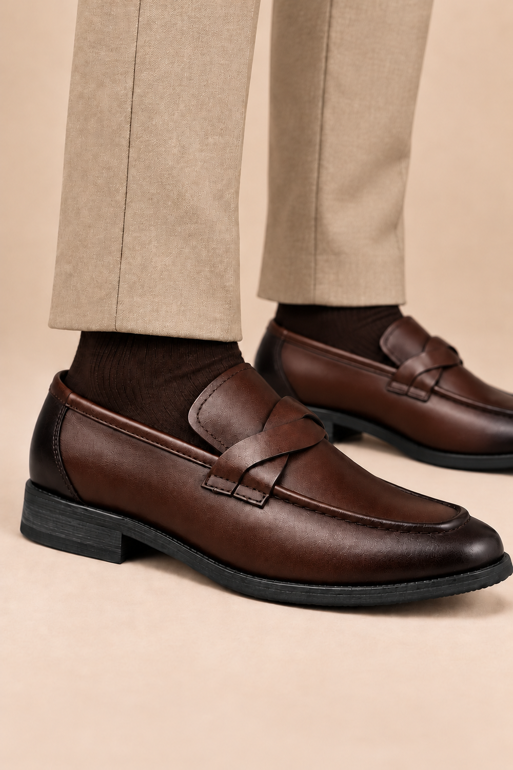 Men's Smooth Moc Toe Penny Loafers
