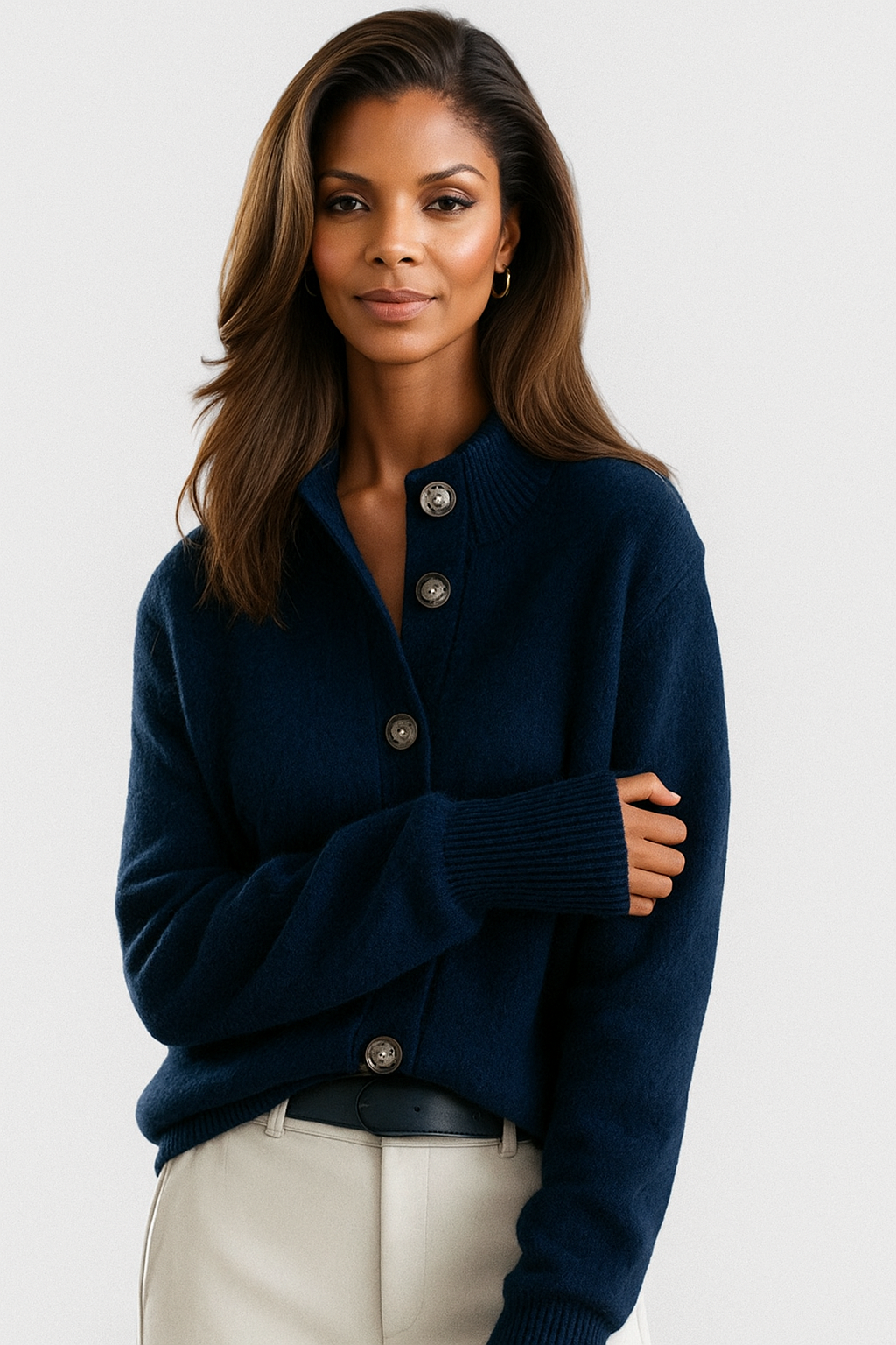 Women's button cardigan with ribbed collar and long sleeves