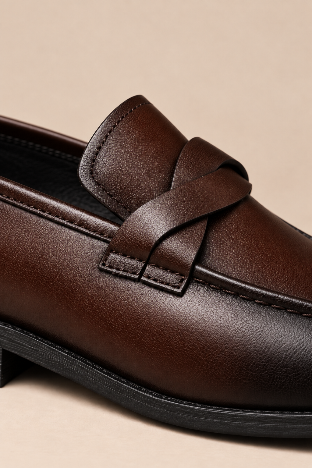 Men's Smooth Moc Toe Penny Loafers