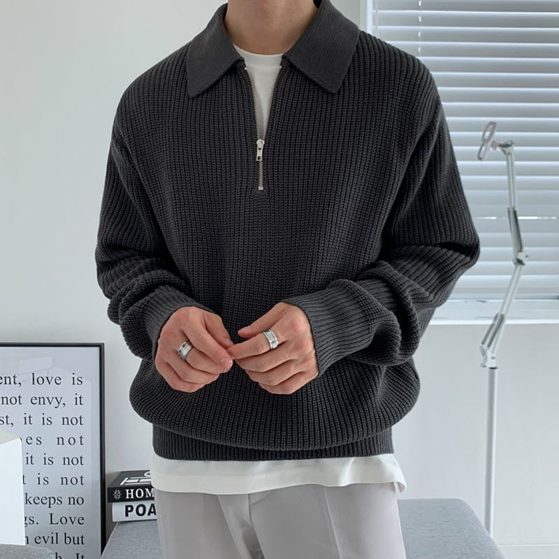 Men's ribbed half-zip sweater with polo collar and long sleeves
