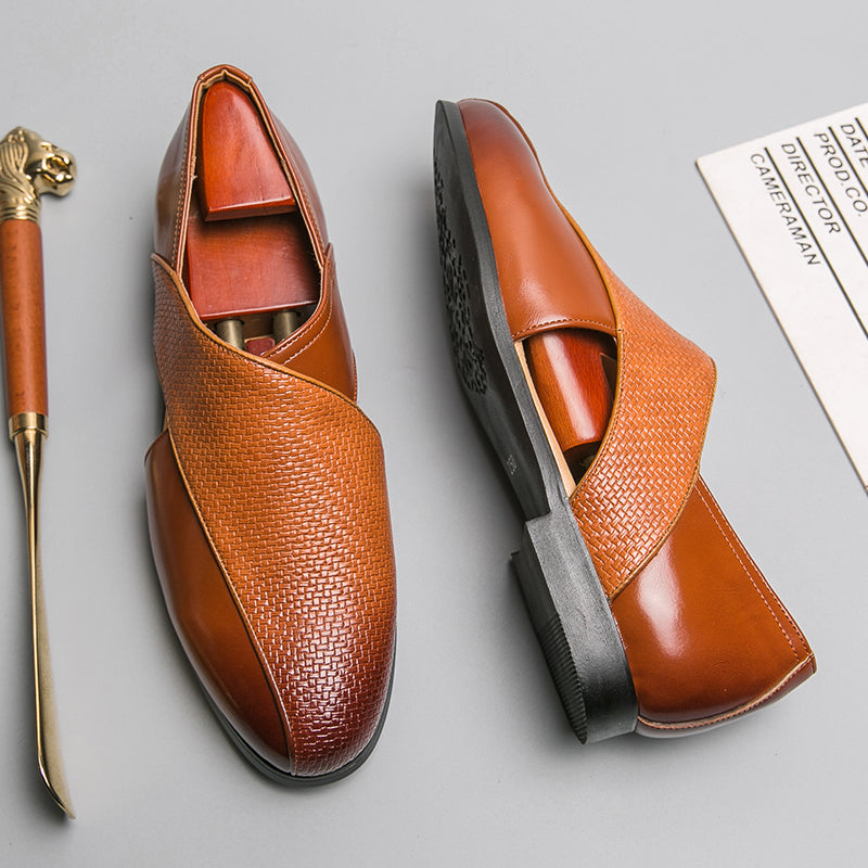 Textured loafers with penny-style straps in brown and black