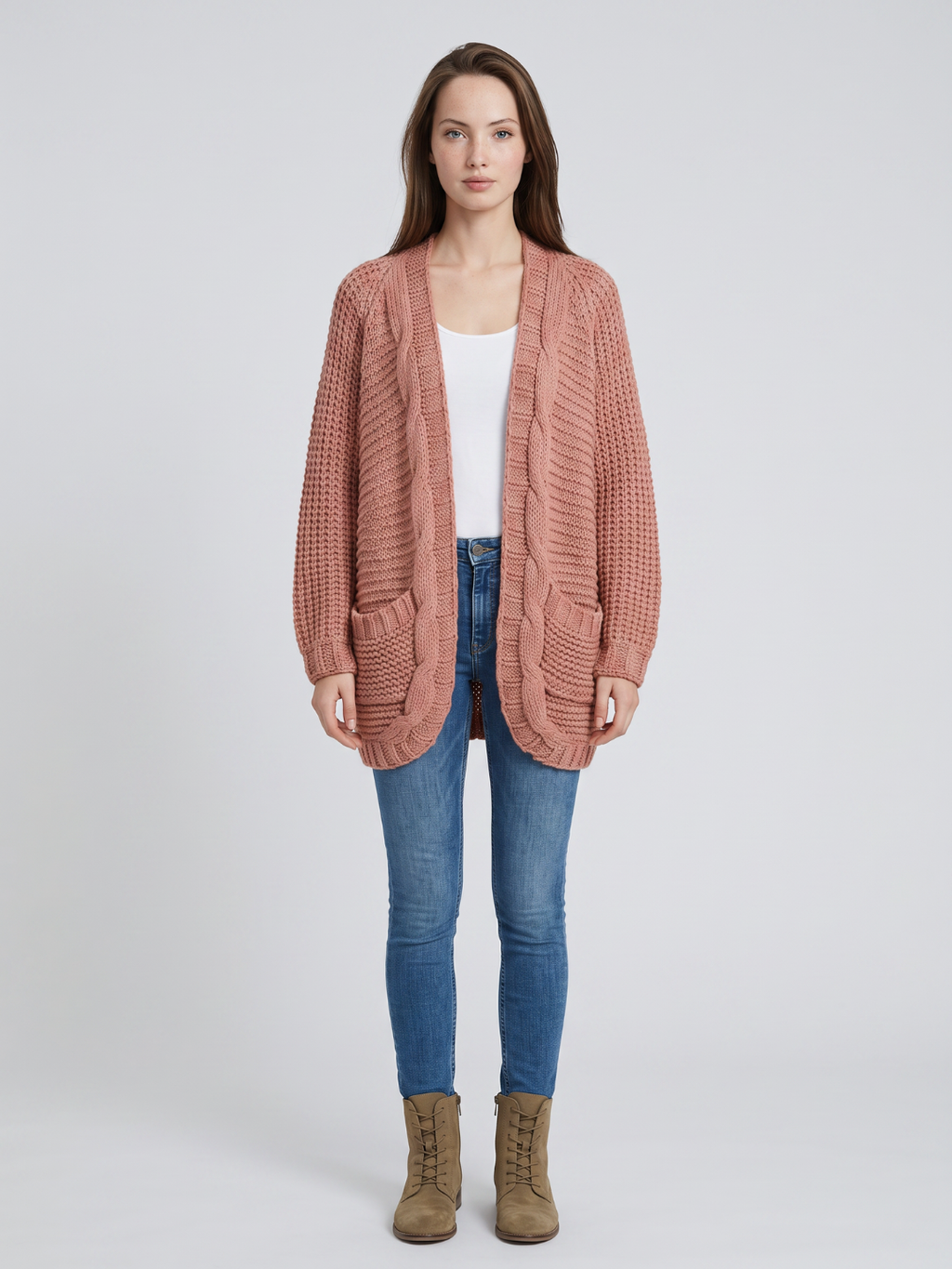 Women's oversized cable knit cardigan with front pockets
