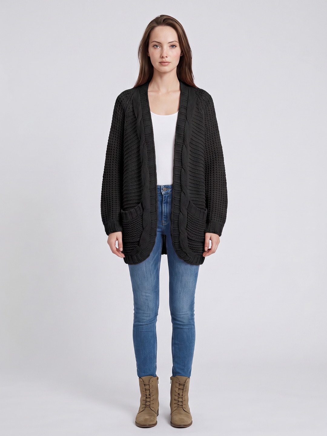 Women's oversized cable knit cardigan with front pockets
