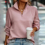 Women's ribbed half-zip jumper with mock neckline and long sleeves