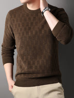 Men's textured crew neck jumper with long sleeves