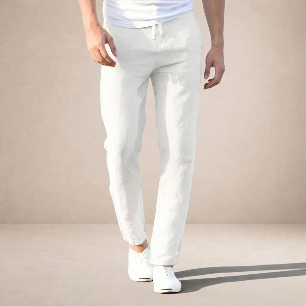 Men's regular fit trousers with an elastic drawstring waist and tapered legs