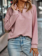 Women's ribbed half-zip jumper with mock neckline and long sleeves