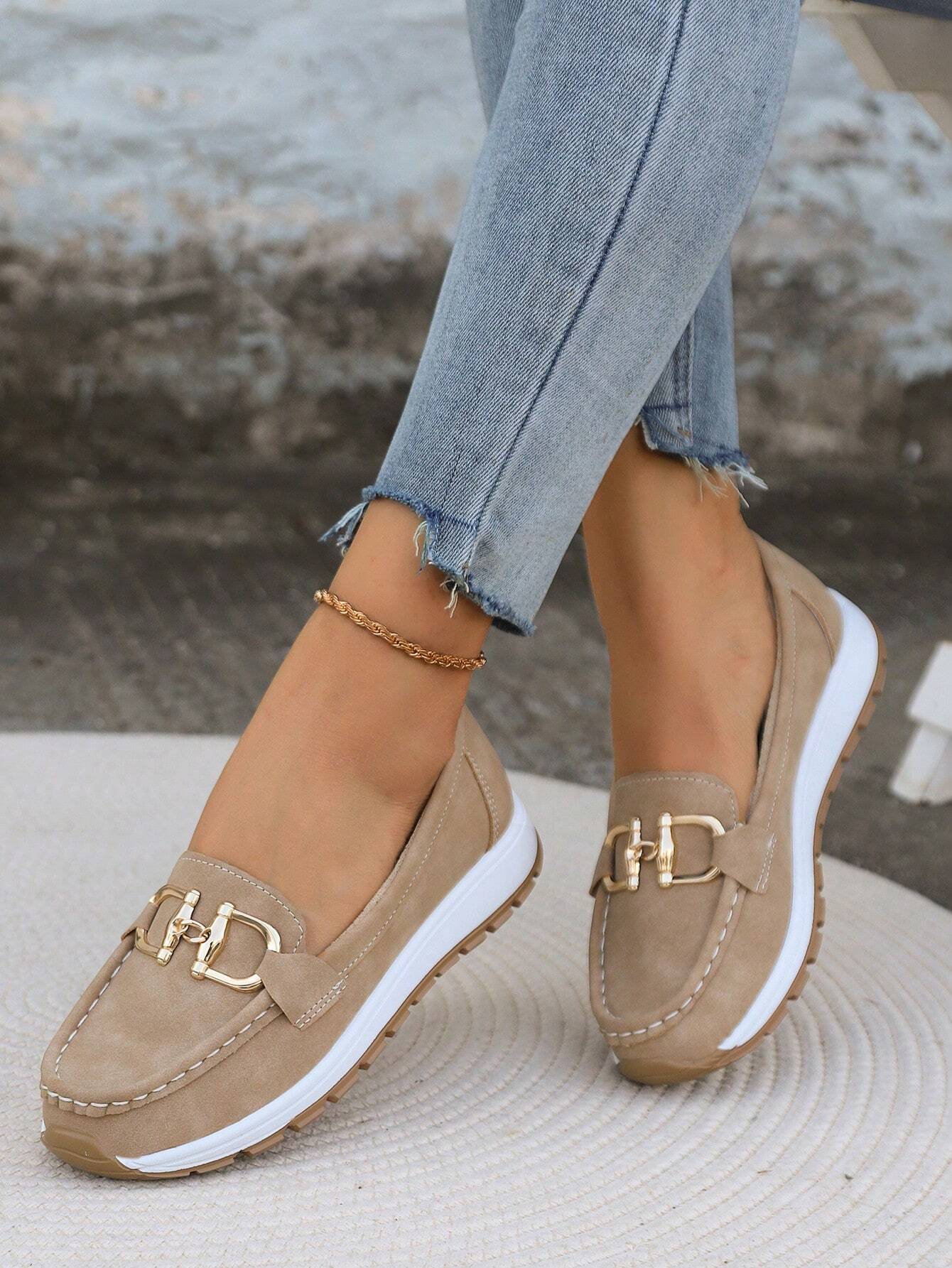 Women's loafers with gold chain detail and thick sole