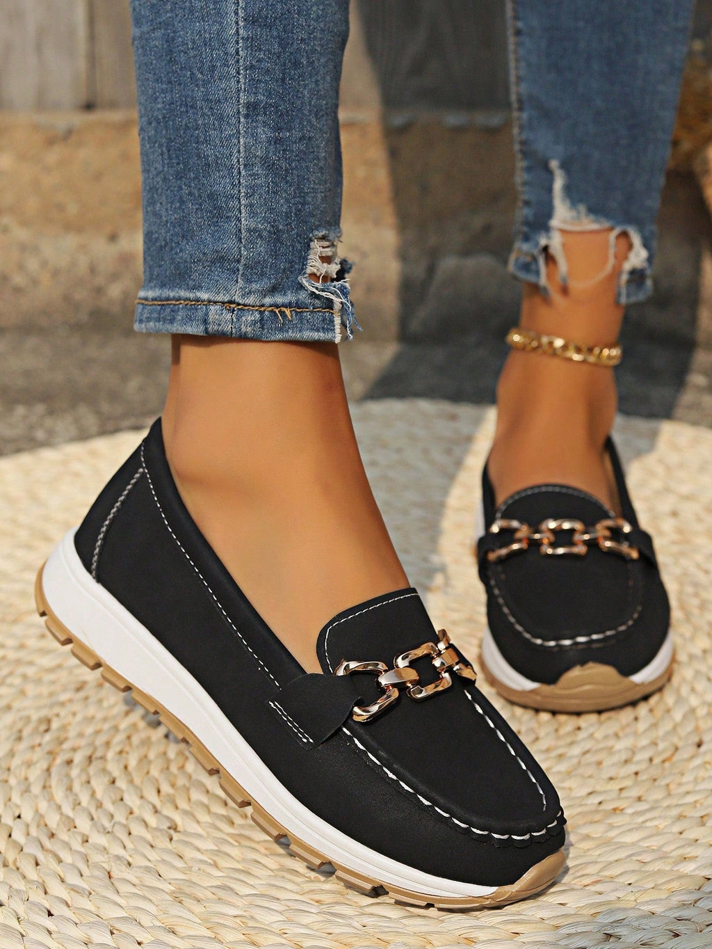 Women's loafers with gold chain detail and thick sole