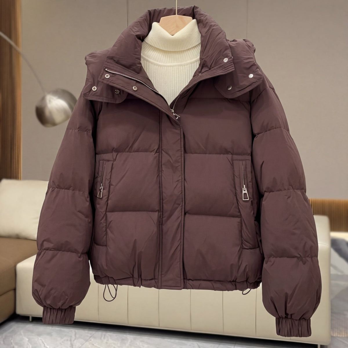 Women's quilted cropped puffer jacket with high collar and long sleeves