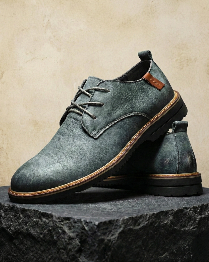 Textured Oxford lace-up shoes with contrast sole
