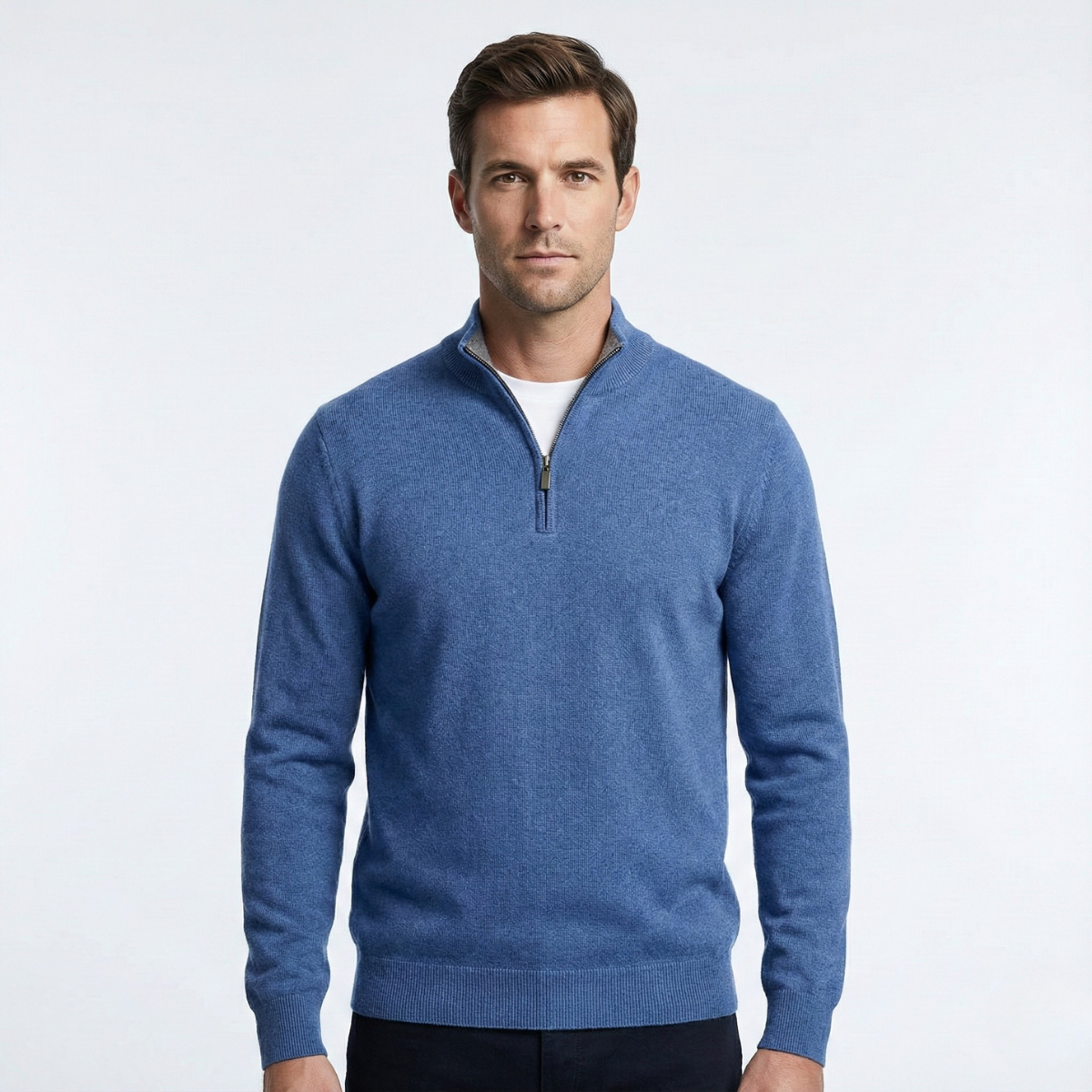Men's long-sleeve quarter-zip jumper with a mock neck