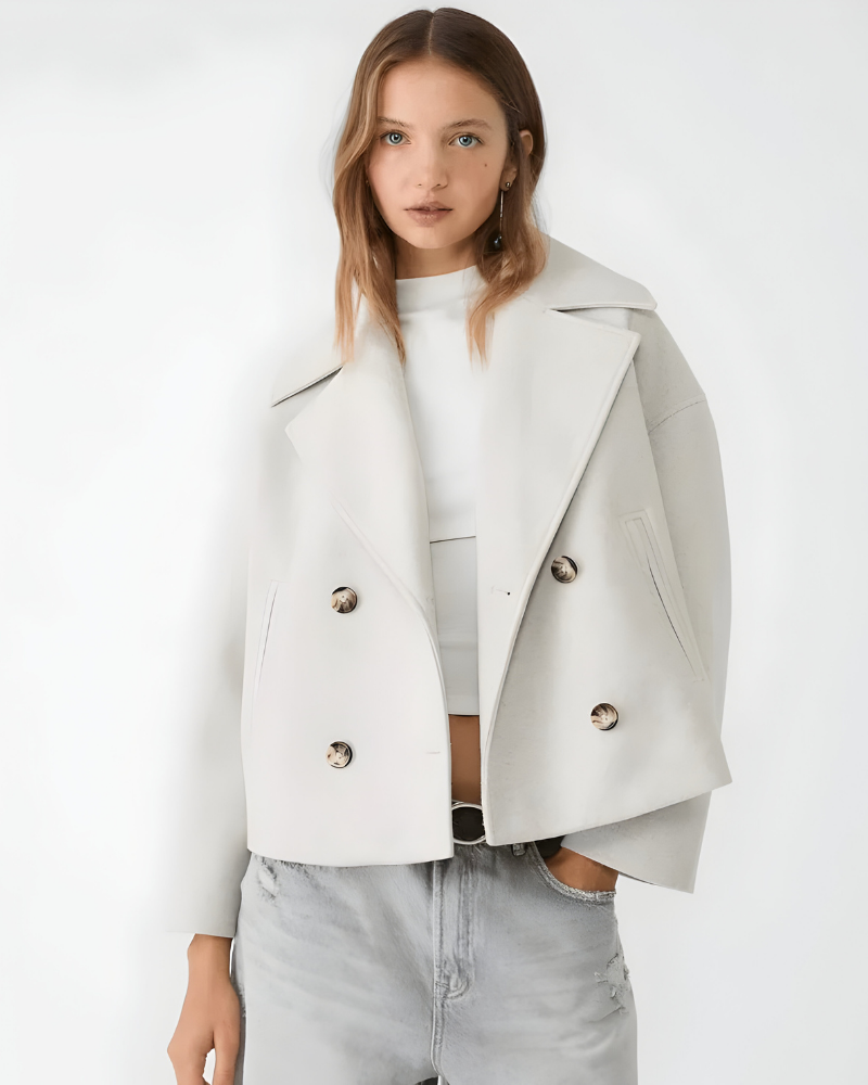 Women's short double-breasted trench coat with wide lapels