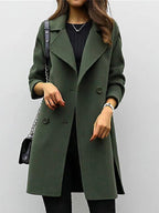 Women's long double-breasted coat with lapel collar and long sleeves