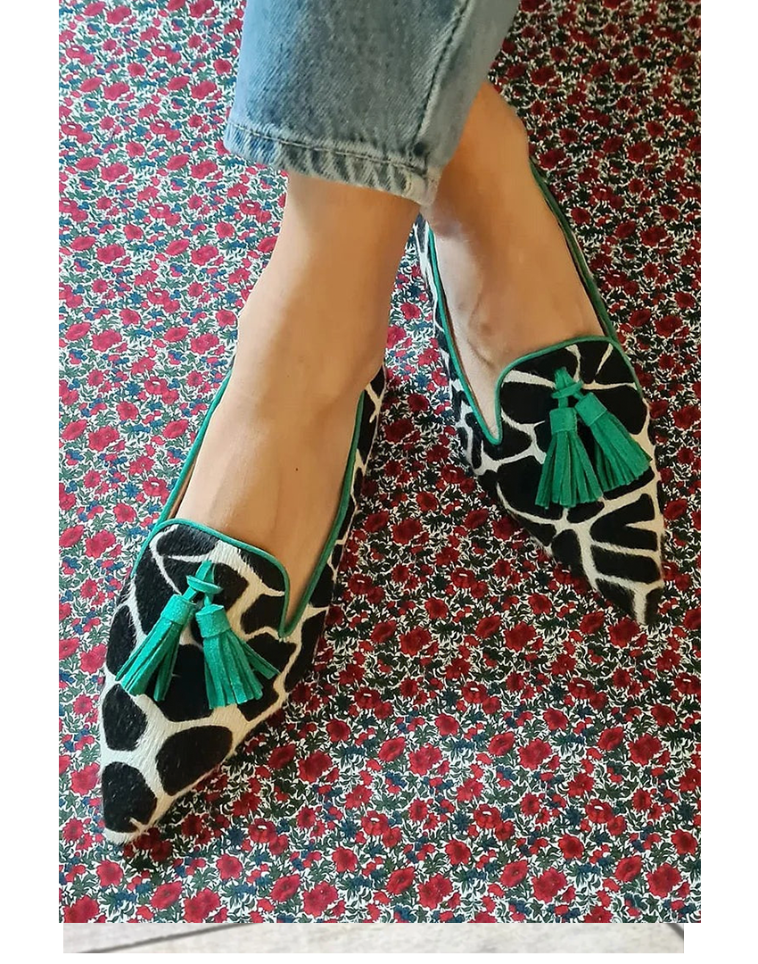 Women's pointed animal print loafers with coloured tassels