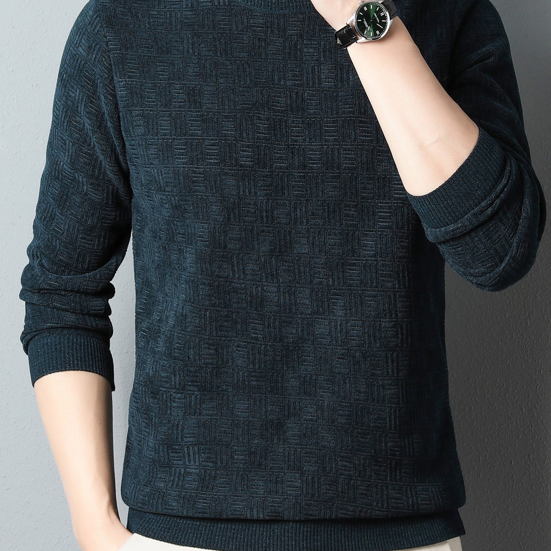 Men's textured crew neck jumper with long sleeves