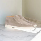 Men's stitched slip-on loafers with rounded toes and flat light soles