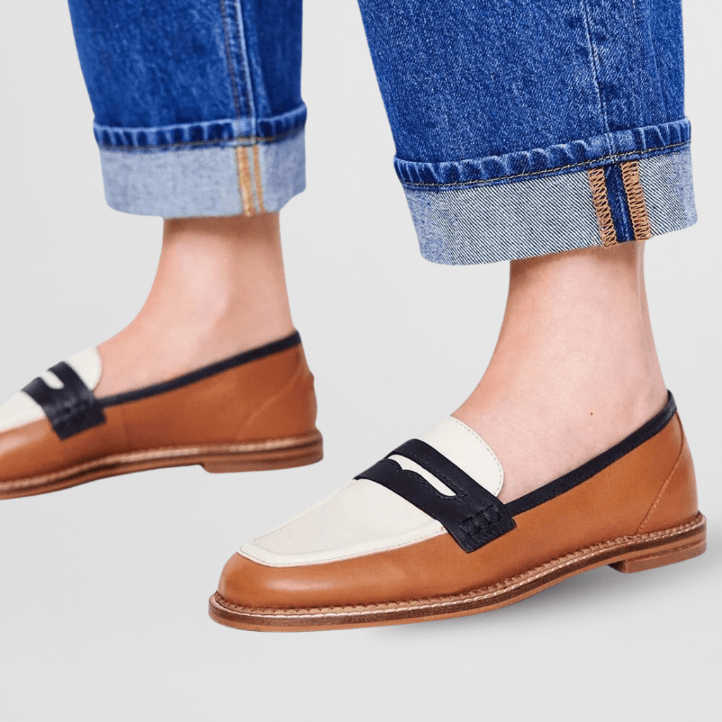 Women's color-block slip-on loafers with rounded toes and flat soles