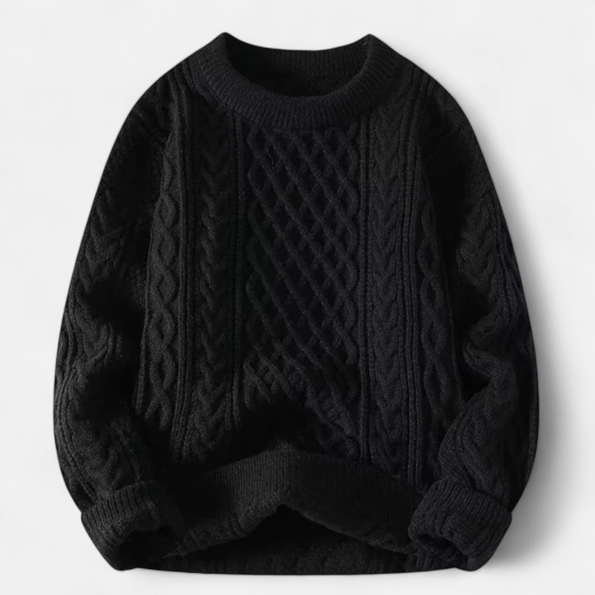 Men's cable knit crew neck sweater with long sleeves