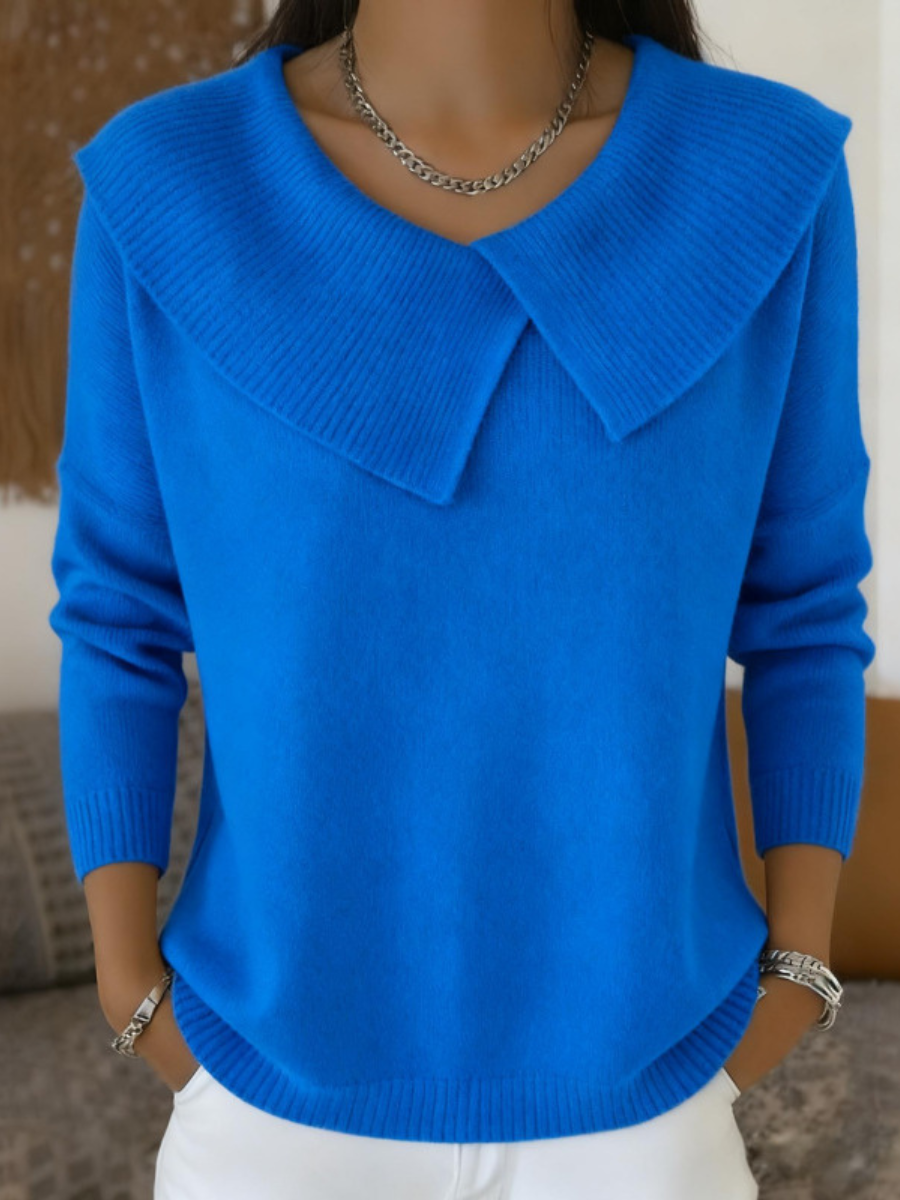 Women's knit sweater with oversized ribbed collar and long sleeves