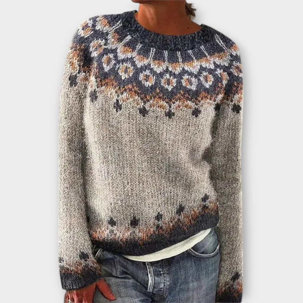 Women's patterned knit jumper with round neckline and long sleeves