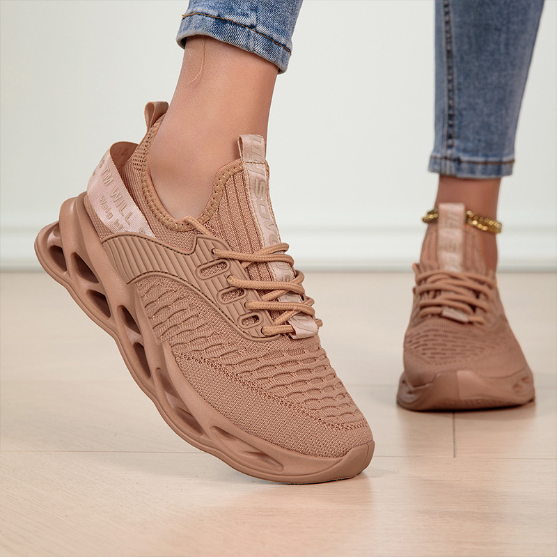 Women's multicolour lace-up sneakers with a sculpted sole and round toe
