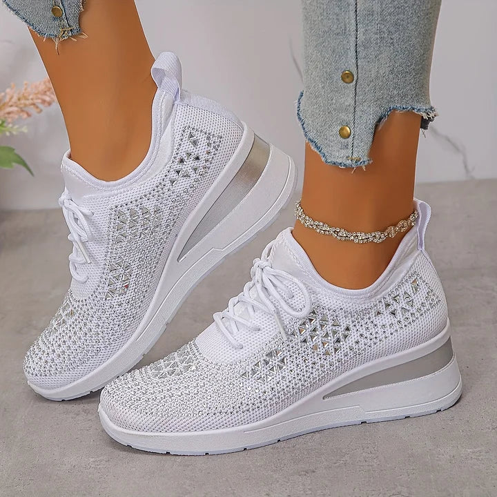 Women's knit-look lace-up sneakers with round toes and platform soles