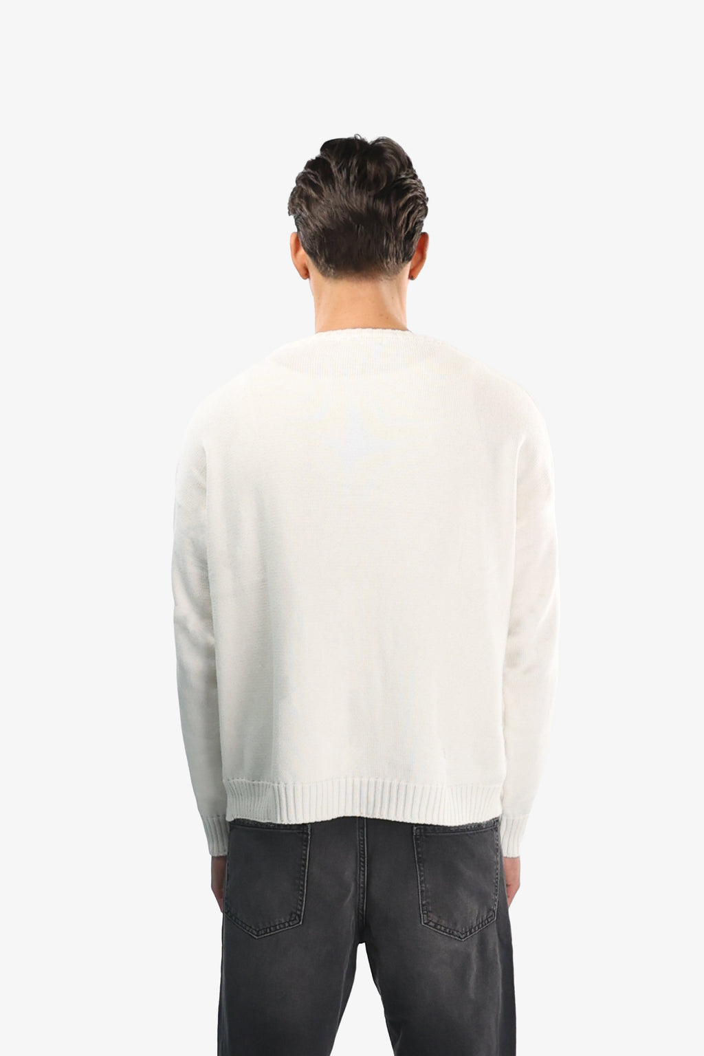 Men's off-white crew neck knit sweater with long sleeves