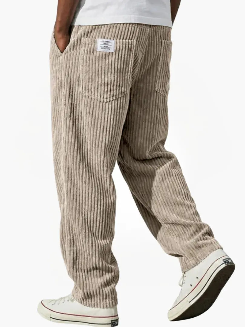 Men's straight-leg corduroy trousers with ribbed texture and pockets
