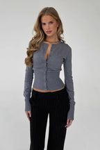 Women's slim ribbed cardigan with long sleeves and button front