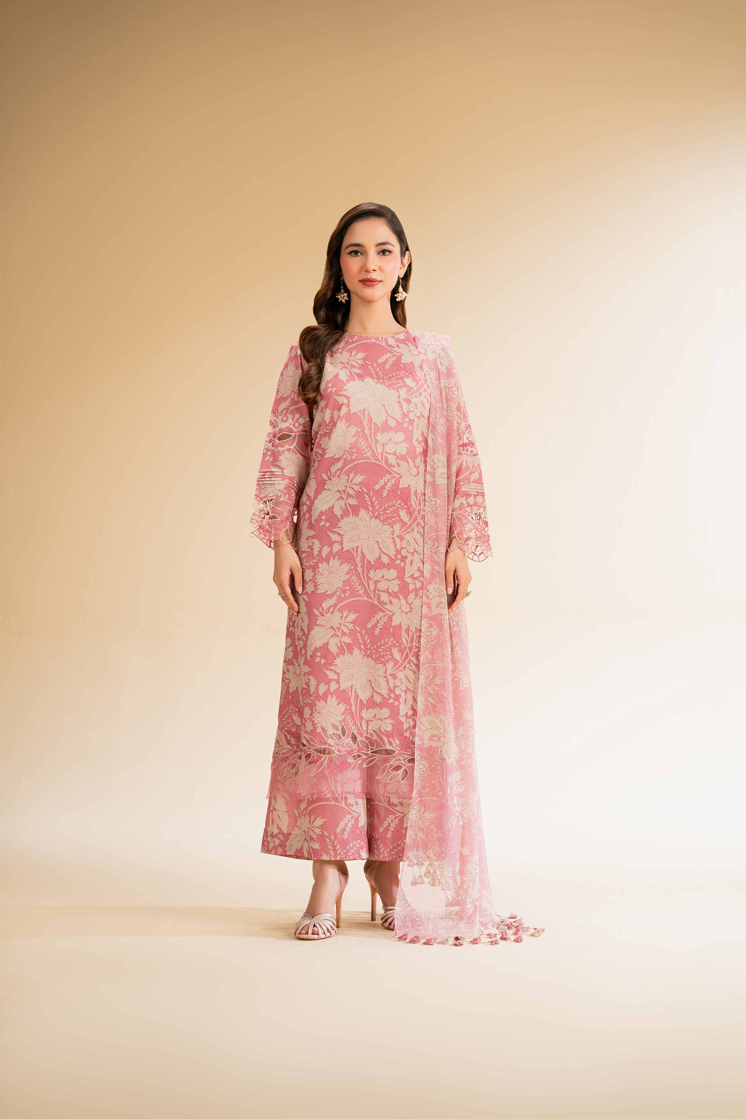 Women's pink floral three-piece suit with long sleeve tunic and scarf