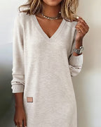 Women's long sleeve V-neck sweater midi dress with ribbed cuffs