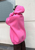 Women's oversized hoodie with hood, long sleeves and kangaroo pocket