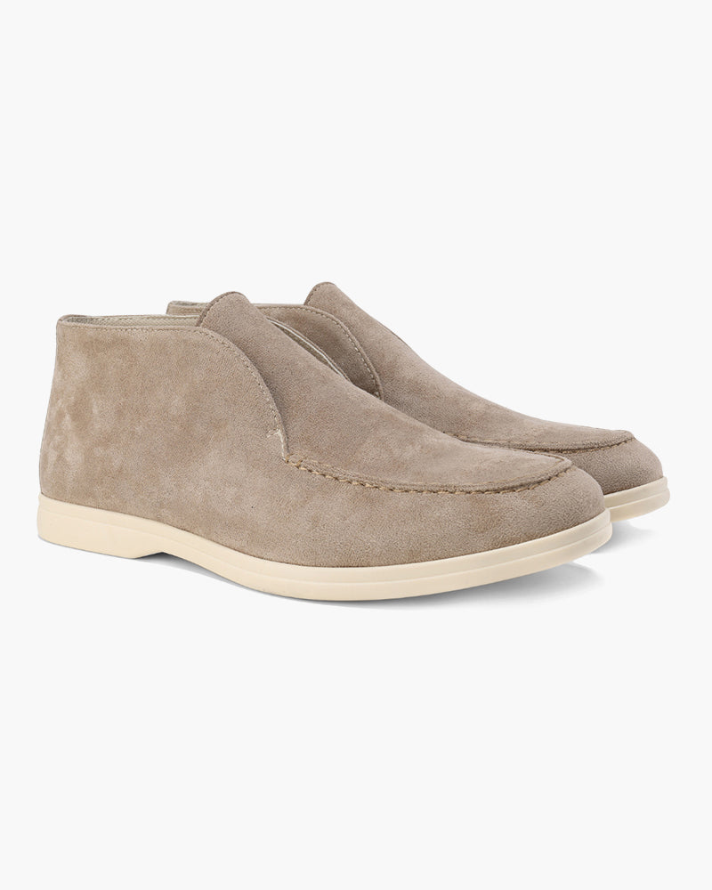 Suede loafers with moc stitching and contrasting light soles