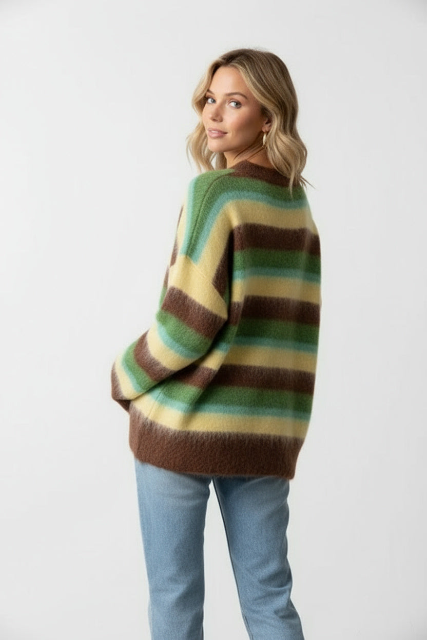 Women's relaxed striped crew neck jumper with long sleeves and ribbed trims