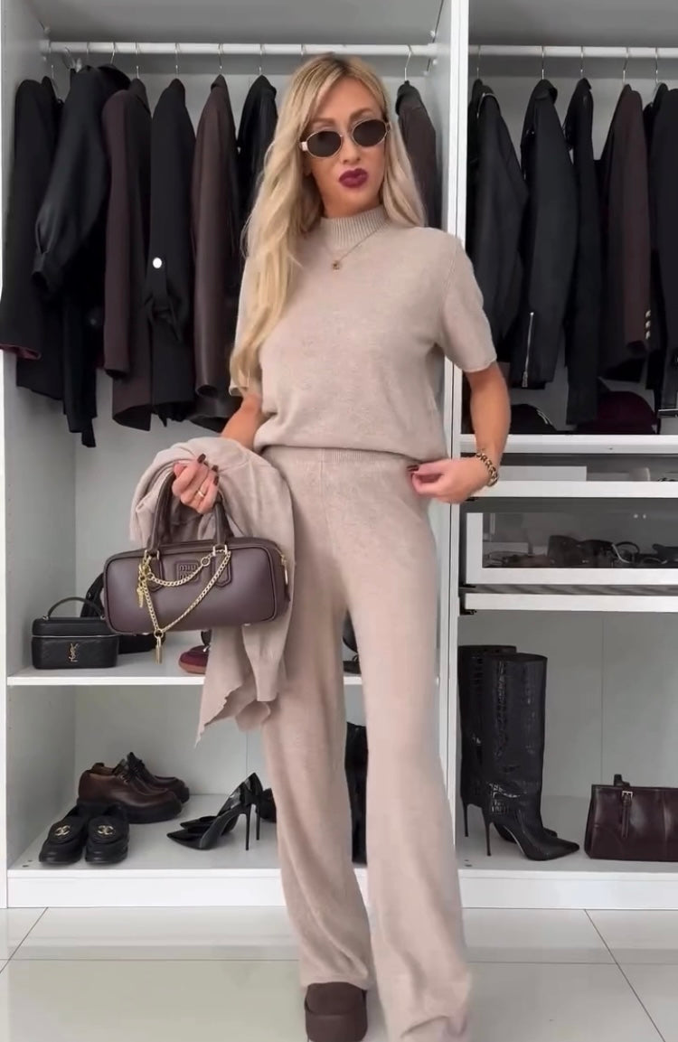 Women's short sleeve knit top and wide-leg trousers set