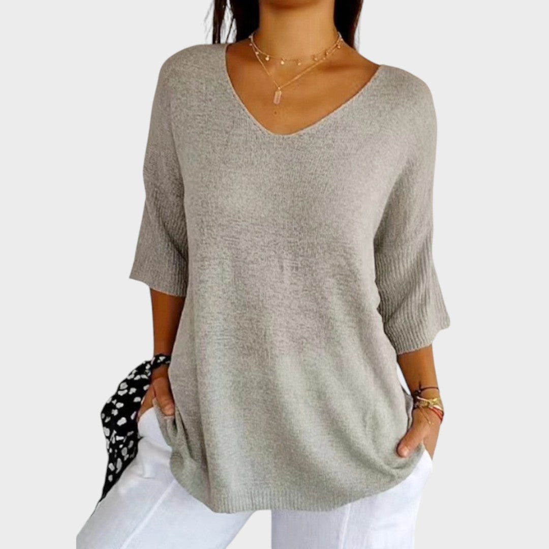 Women's V-neck jumper with three-quarter sleeves and ribbed trims