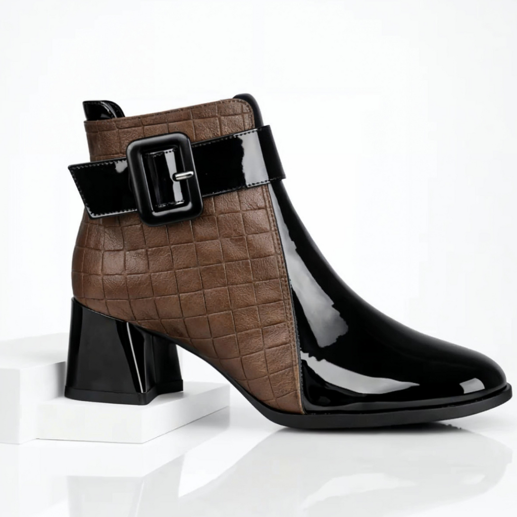 Women's quilted ankle boots with buckle strap and block heel