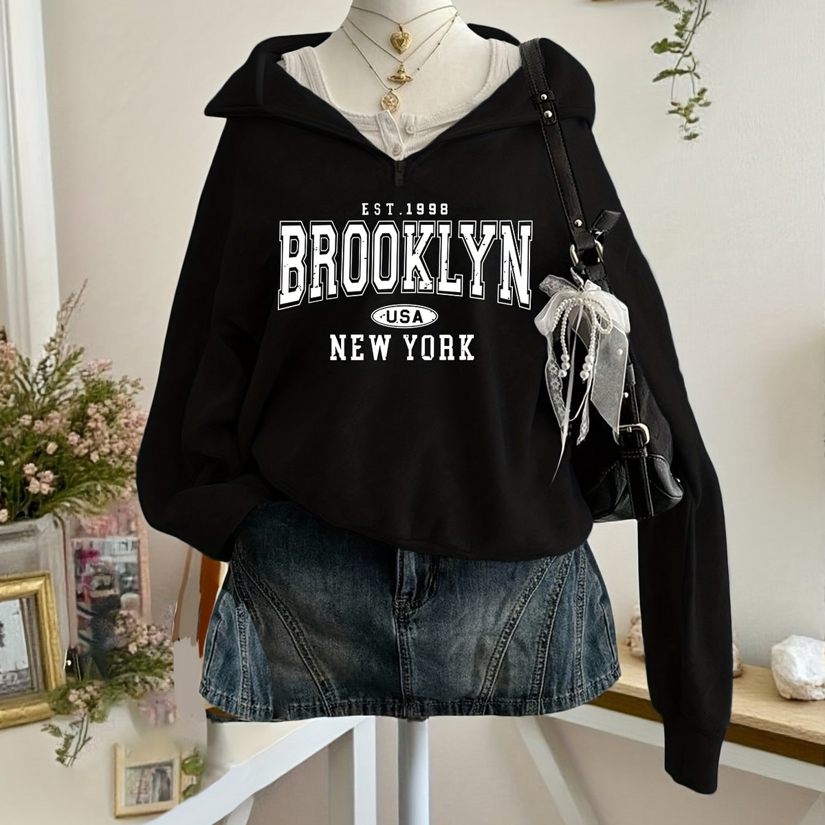 Women's hooded Brooklyn print zip hoodie with long sleeves