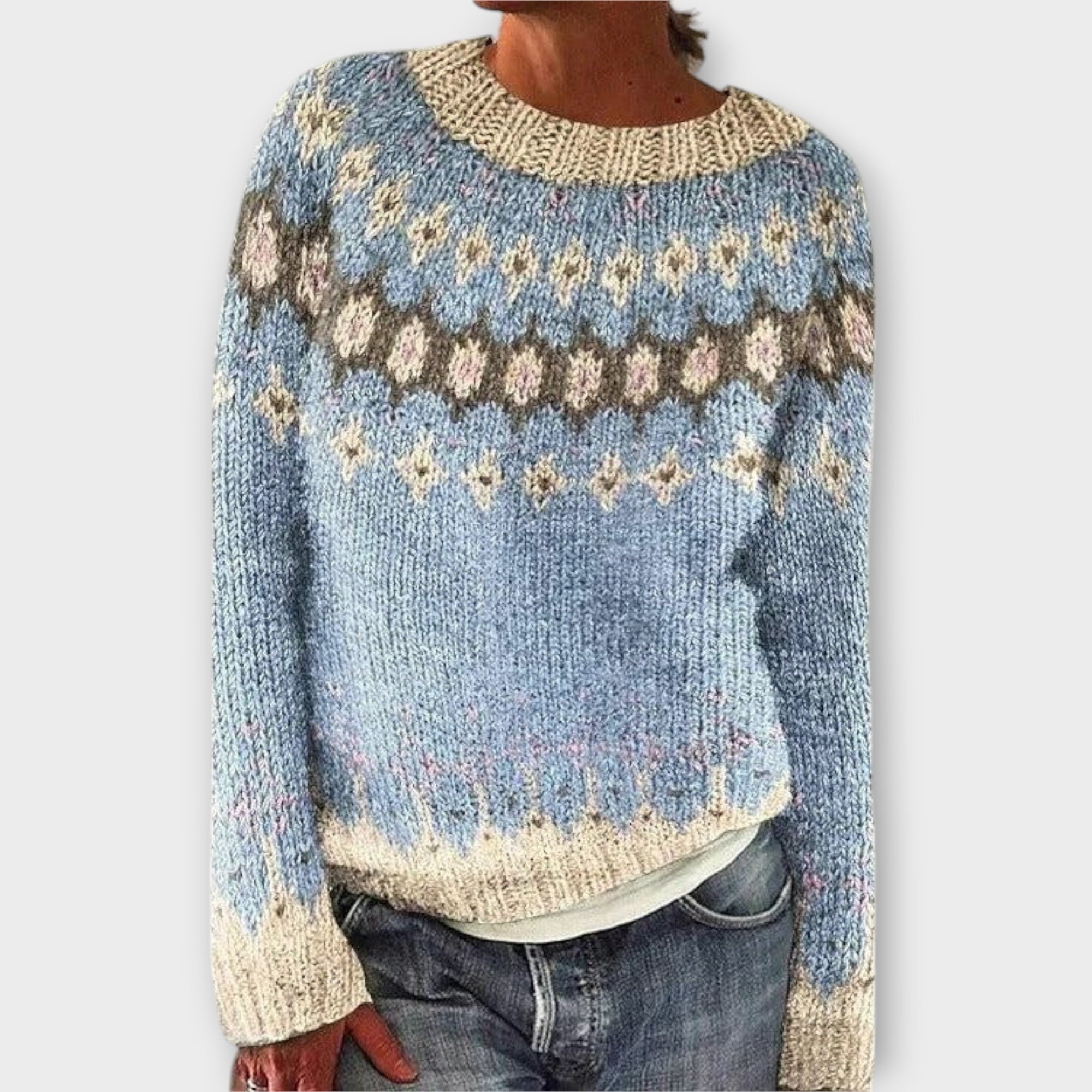 Women's patterned knit jumper with round neckline and long sleeves