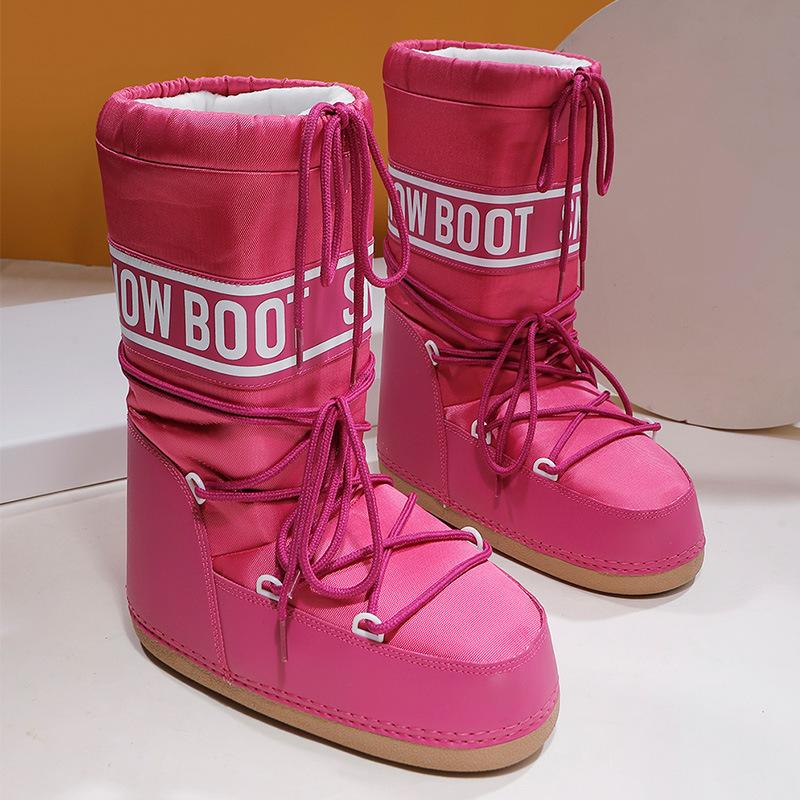 Women's tall lace-up snow boots with platform sole and drawstring top