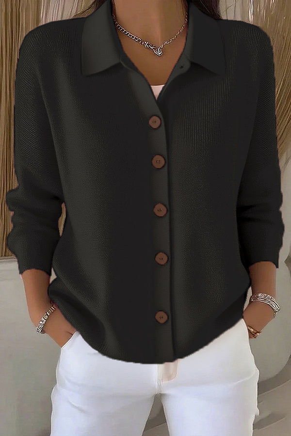 Women's plain knit cardigan with shirt collar, long sleeves and button front
