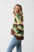 Women's relaxed striped crew neck jumper with long sleeves and ribbed trims