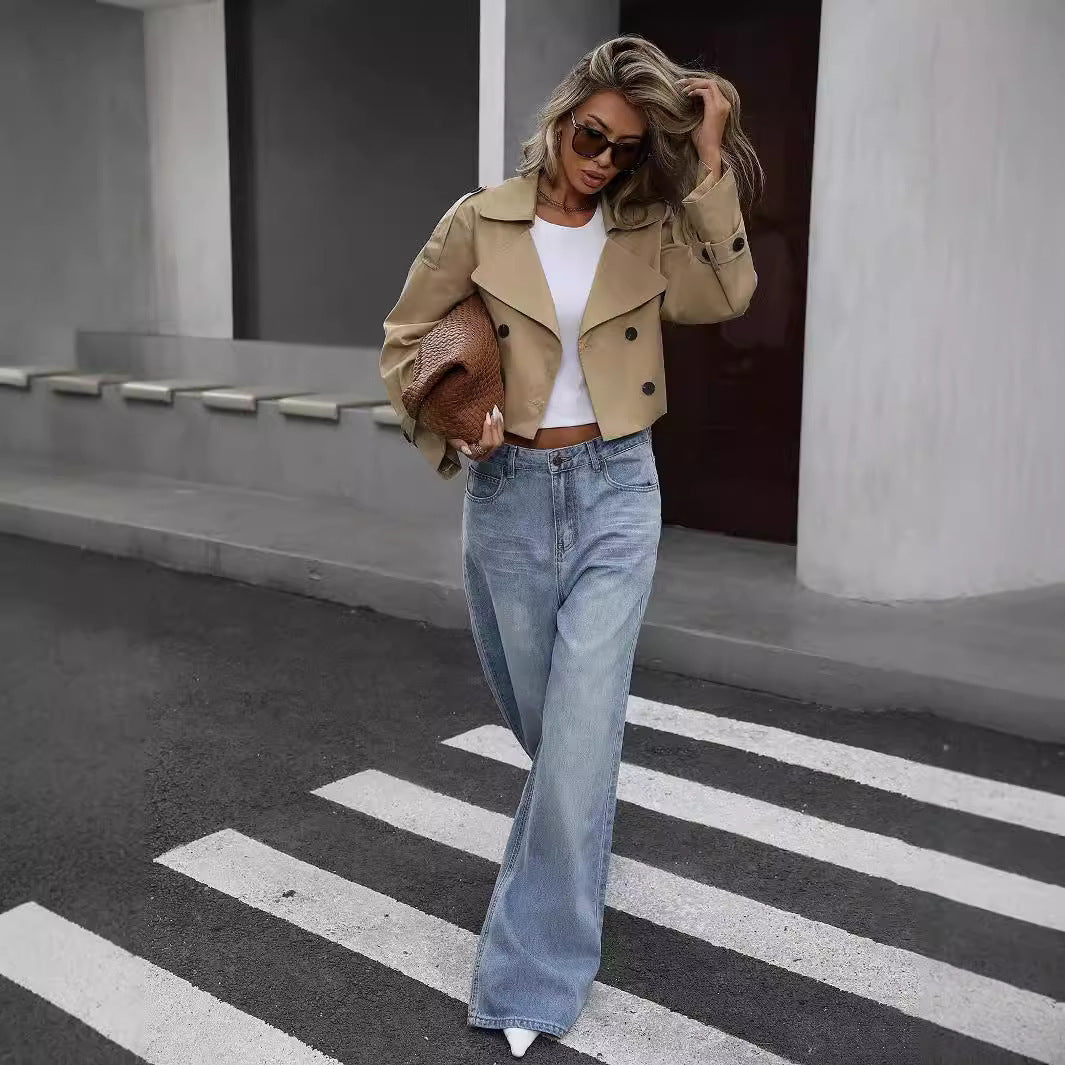Women's khaki cropped trench coat with notched lapels and long sleeves