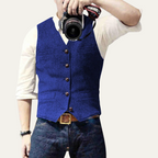 Men's sleeveless textured vest with V-neckline, buttons and front welt pockets